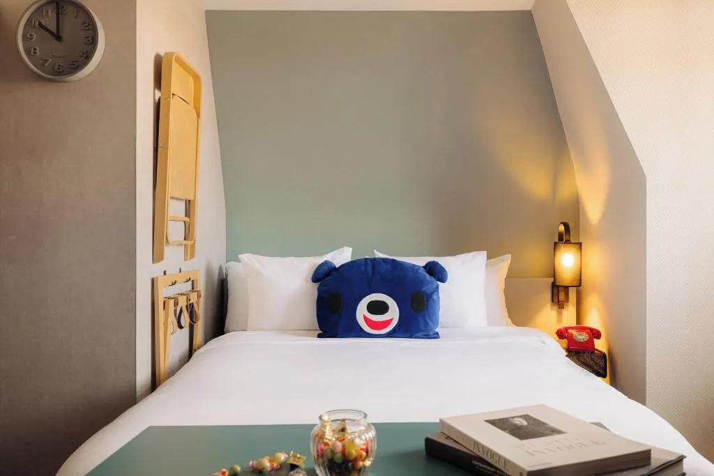 Room COMFORT Room, Leonardo Hotel Amsterdam Leidse Square, Amsterdam