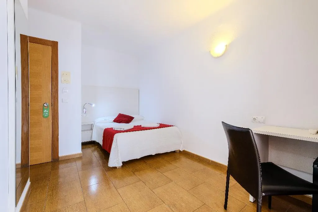 SINGLE STANDARD Room, Azuline Hostal Marino, Ibiza