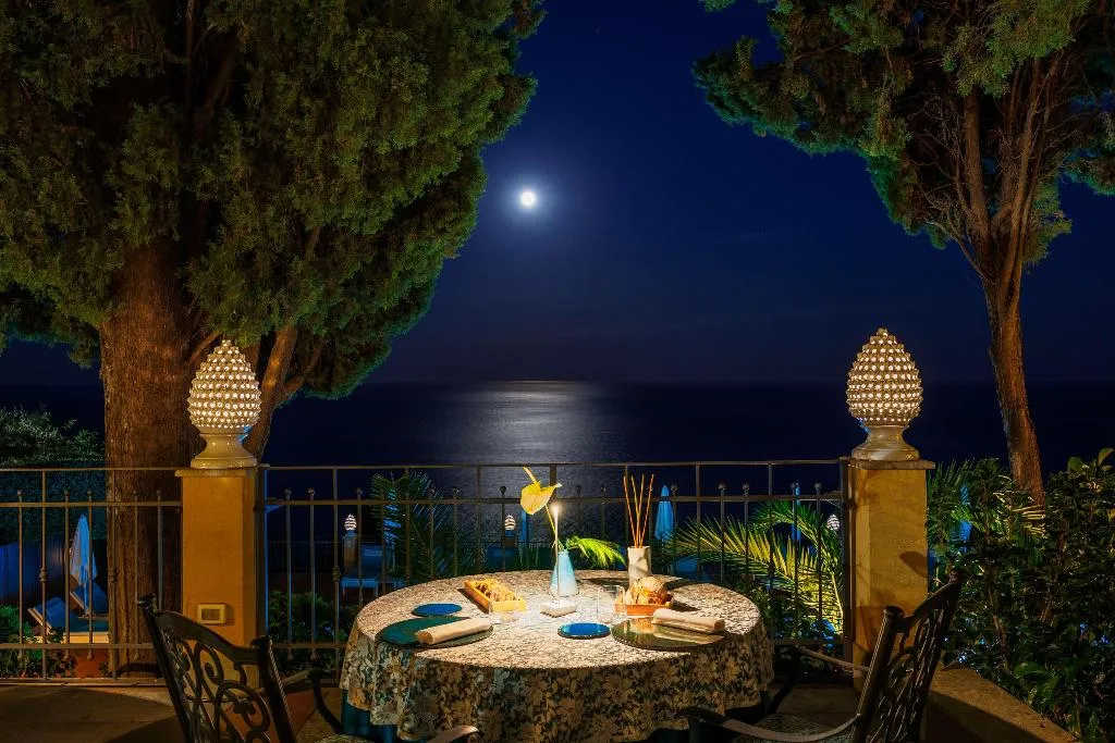 Restaurant, Grand Hotel San Pietro, Taormina