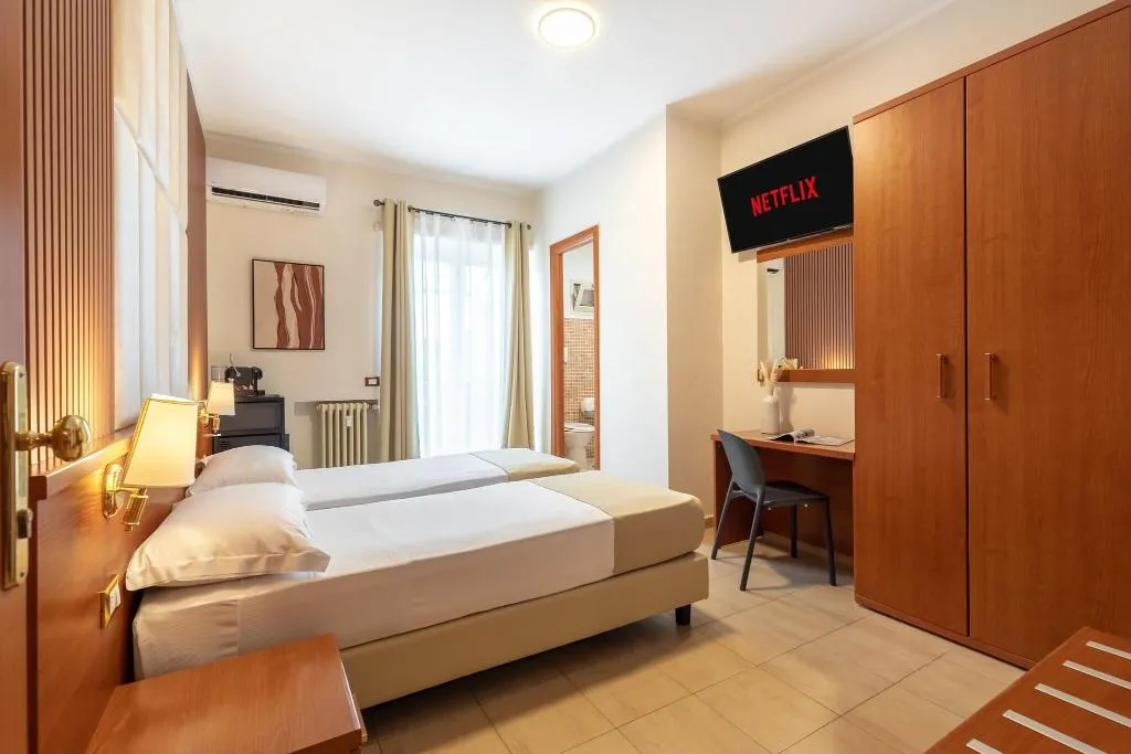 Room, B&B Alba Domus Roma, Rome