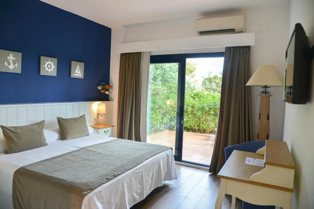 Double or Twin DELUXE Room, Garbi Calella Palafrugell, Costa Brava