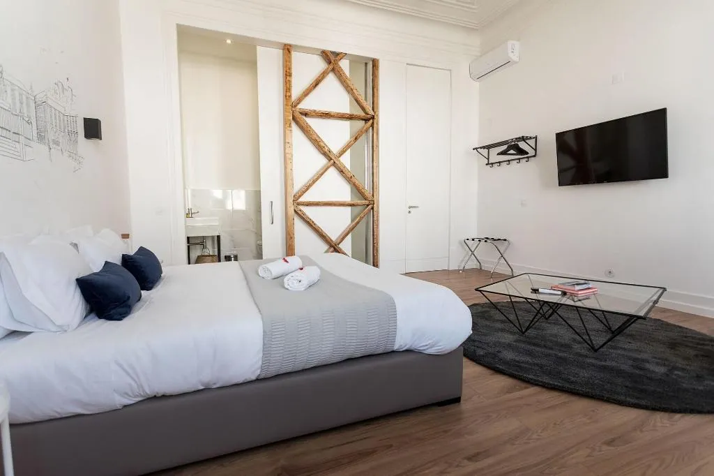 Room, Lisbon Check-In Guesthouse, Lisbon