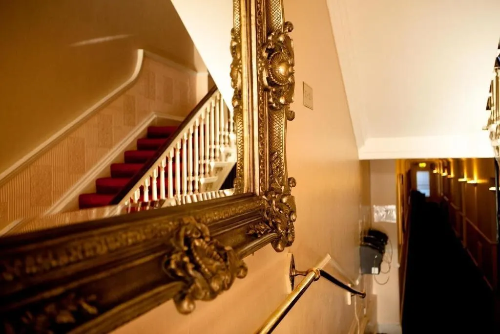 Lobby, Charles Stewart, Dublin