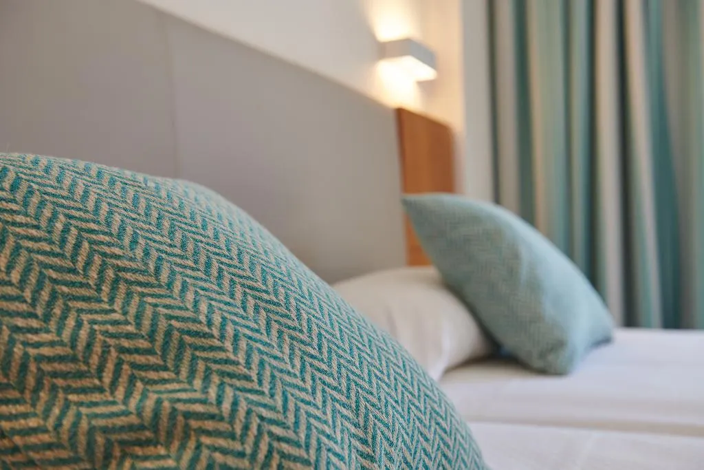 Room, Hipotels Coma Gran, Majorca