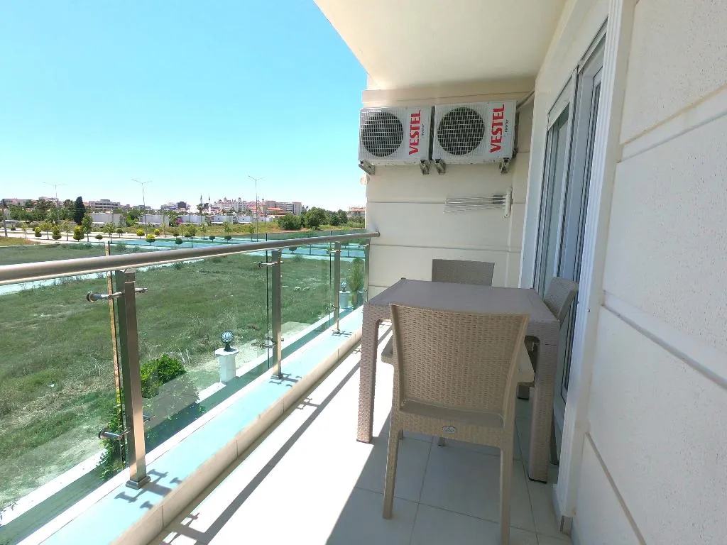 Room, Happy Family Apart, Antalya