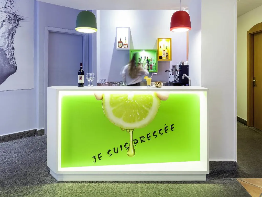 Bar, Ibis Styles Napoli Garibaldi, Naples