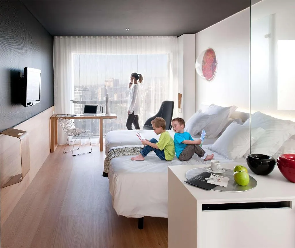 FAMILY ROOM CONNECTING ROOM Room, Barcelo Sants, Barcelona