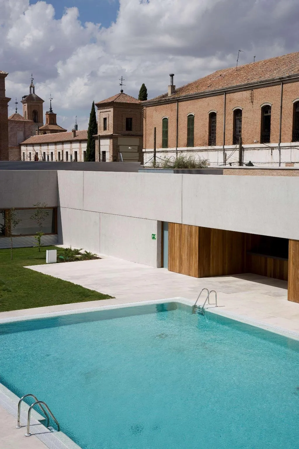 Pool, Parador de Alcala de Henares, Madrid