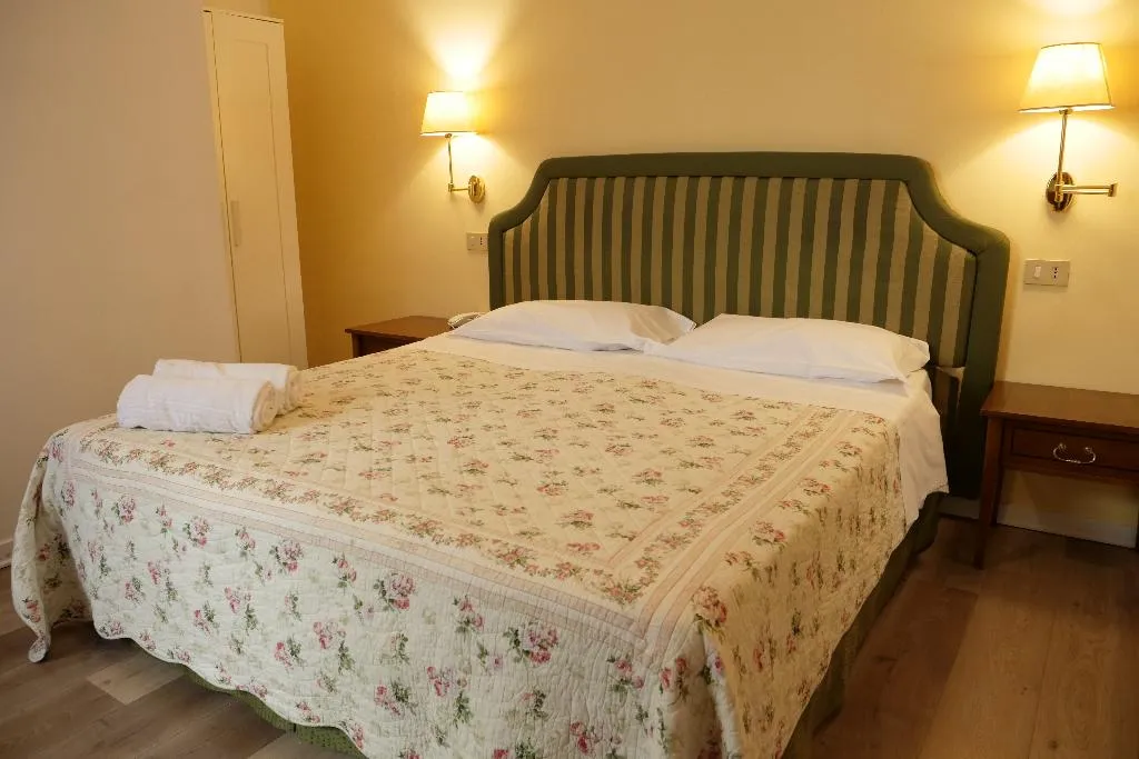 Terrace, Hotel Elios, Taormina