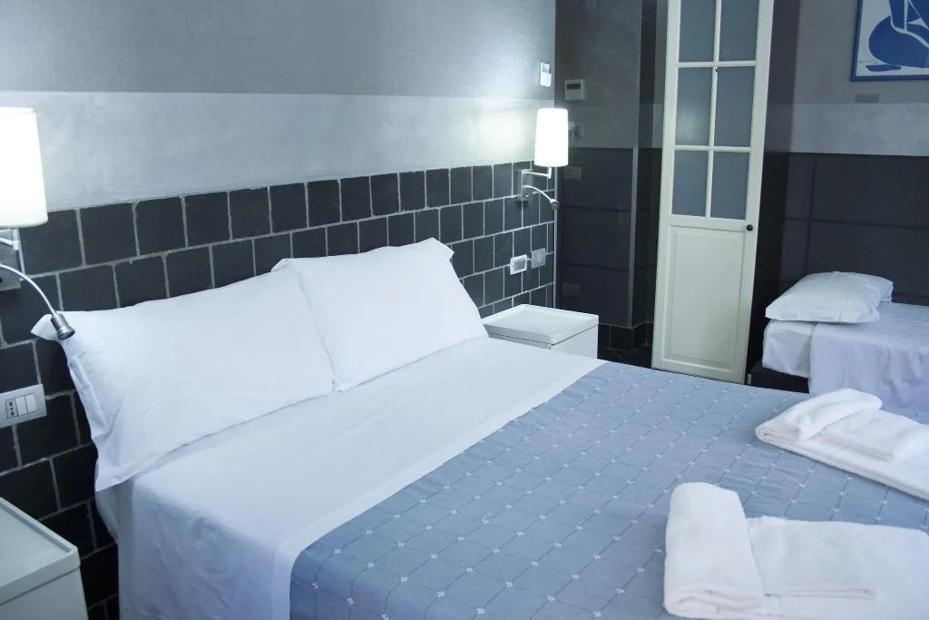 Room, Hotel Agorà, Naples