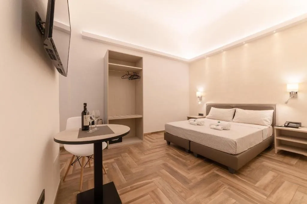 Room, B B Lorenzo De Medici, Florence