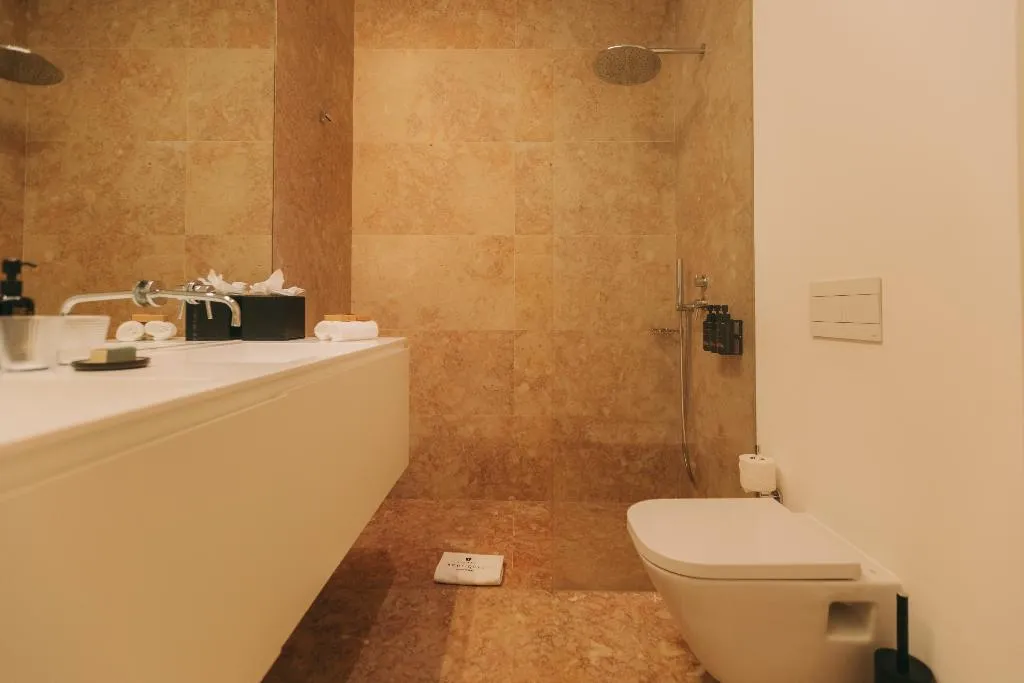 APARTMENT FOUR BEDROOMS Room, Torel Palace Lisboa, Lisbon