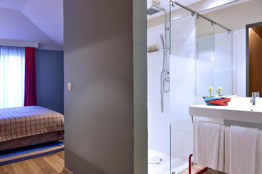 SINGLE STANDARD Room, The Editory House Ribeira Hotel, Porto