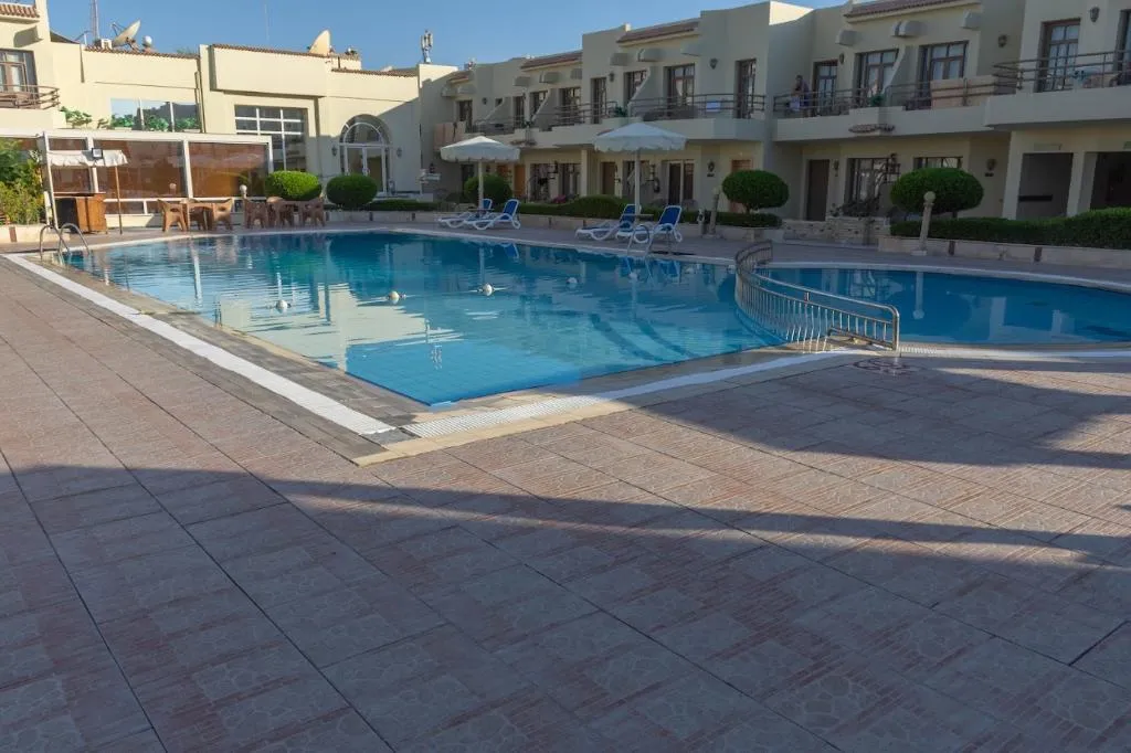 Pool, Cataract Layalina Hotel, Red Sea Riviera