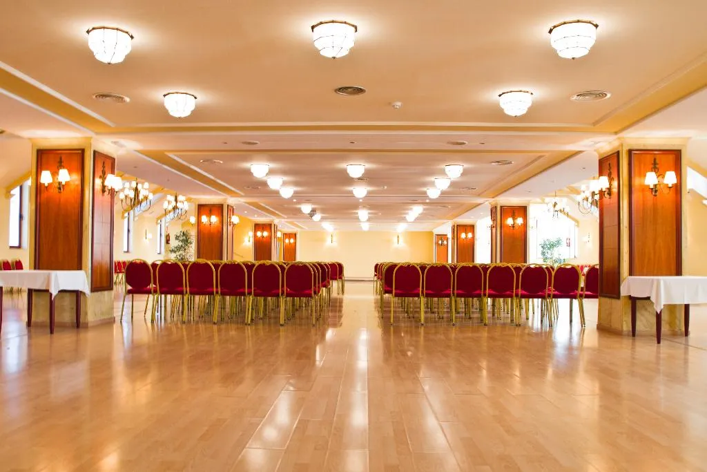 Conferences, Las Palmeras, Costa Del Sol