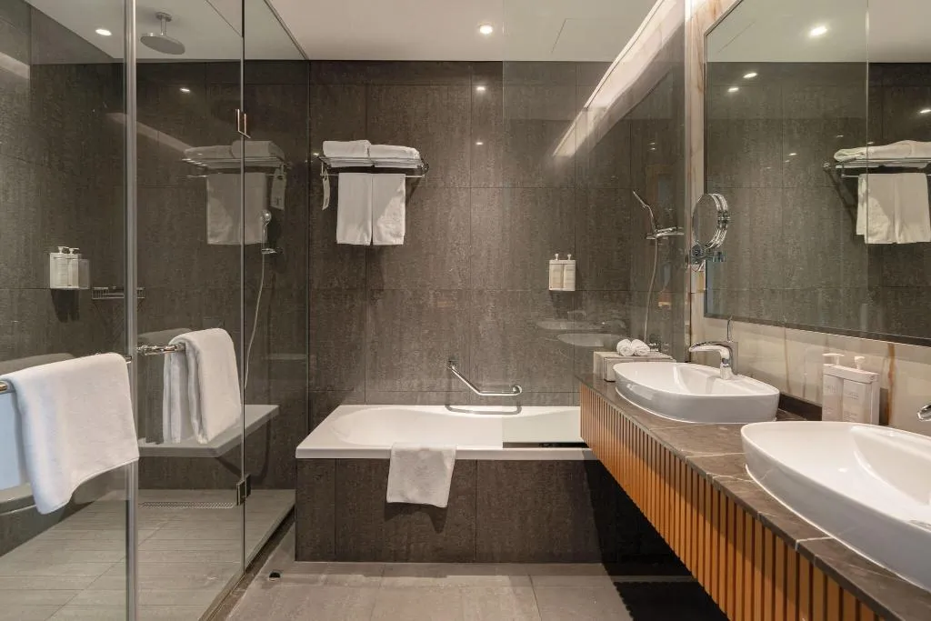 SUITE EXECUTIVE KING BED Room, The First Collection Dubai Business Bay, Dubai