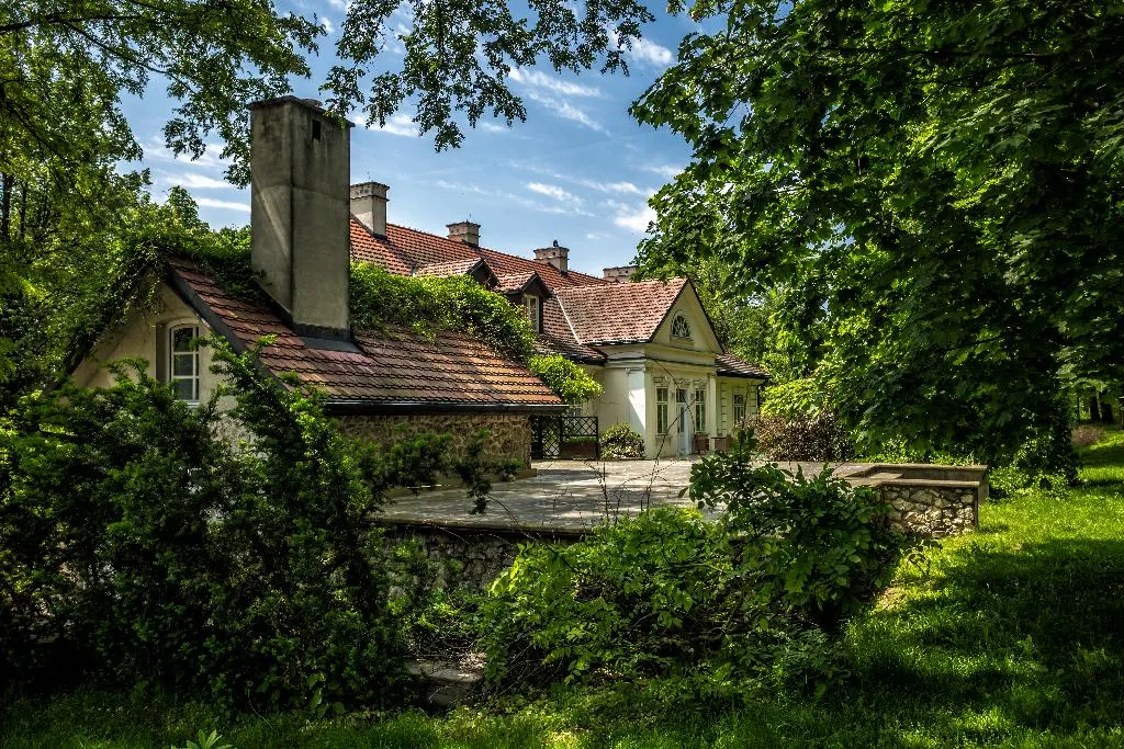General view, Dwor w Tomaszowicach, Krakow