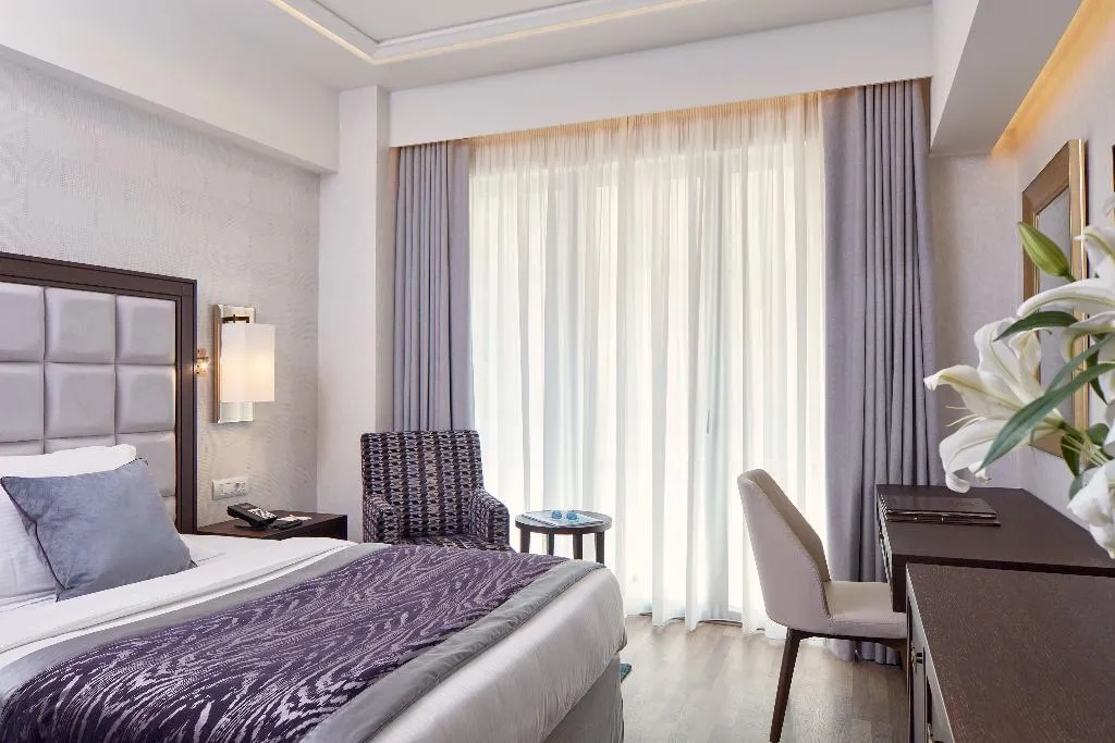 SINGLE STANDARD Room, Electra Metropolis, Athens