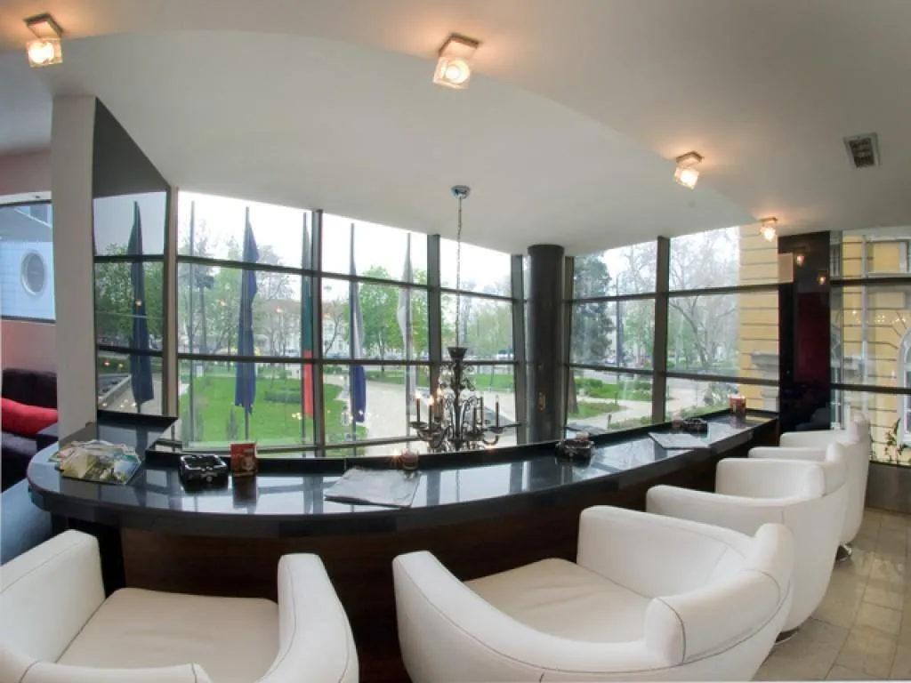 Lobby, Burgas, Bourgas