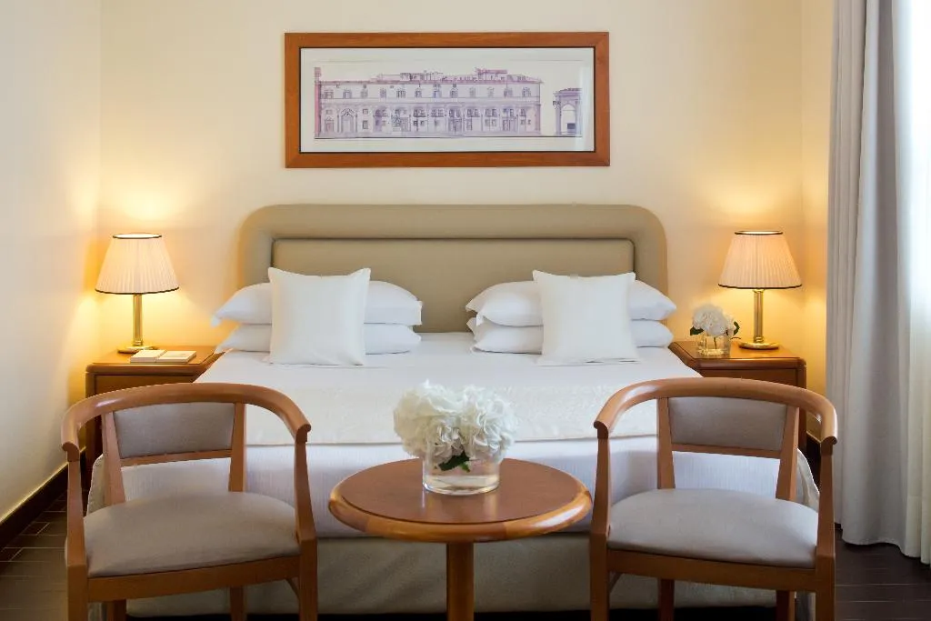 Double or Twin EXECUTIVE Room, Starhotels Business Palace, Milan