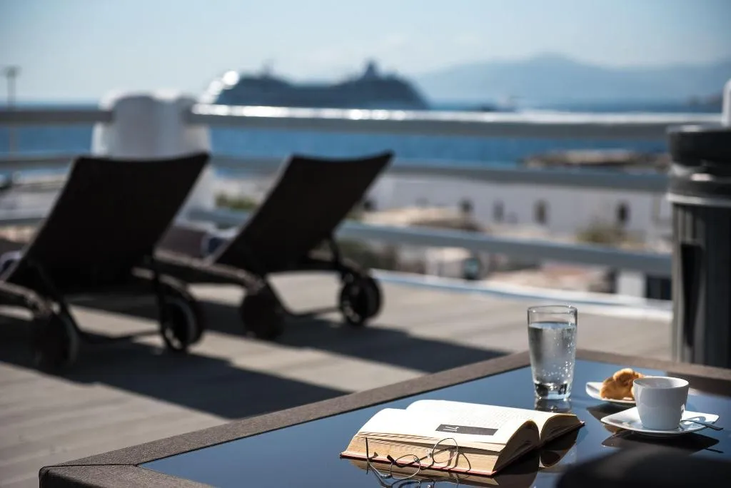 Room, Riva Suites, Mykonos
