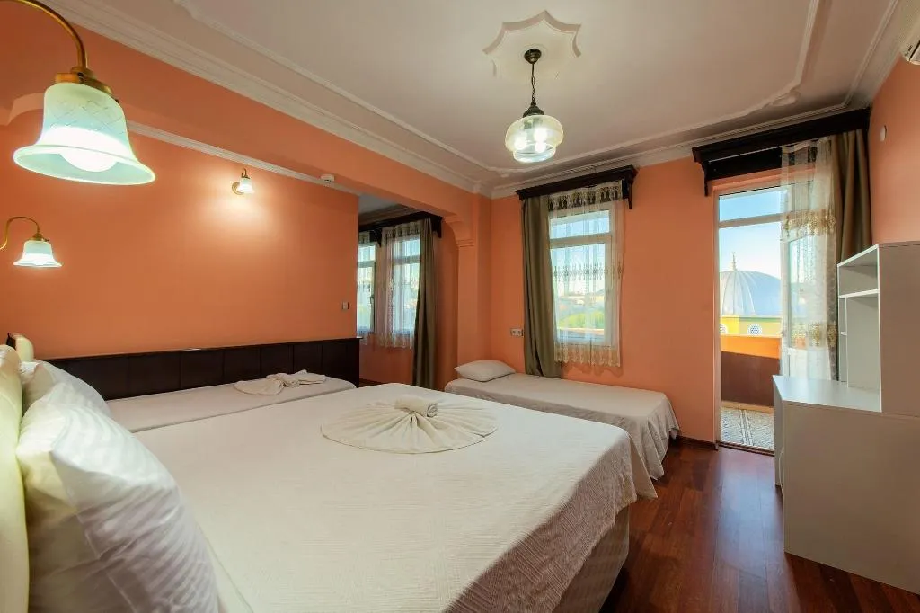 Room, Ephesus Centrum, Izmir