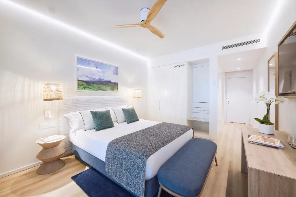 SINGLE STANDARD Room, The Editory Ocean Way Funchal, Madeira