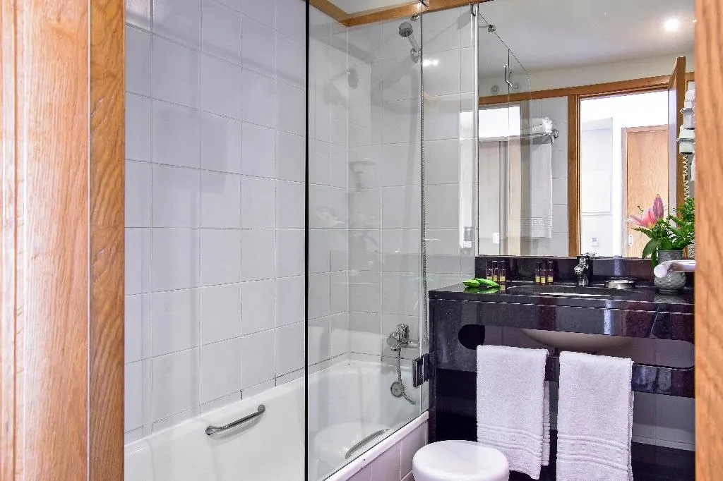 APARTMENT POOL VIEW TWO BEDROOMS Room, Aqualuz Lagos by The Editory, Algarve