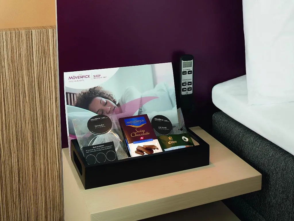 Room, Movenpick Hotel Amsterdam City Centre, Amsterdam