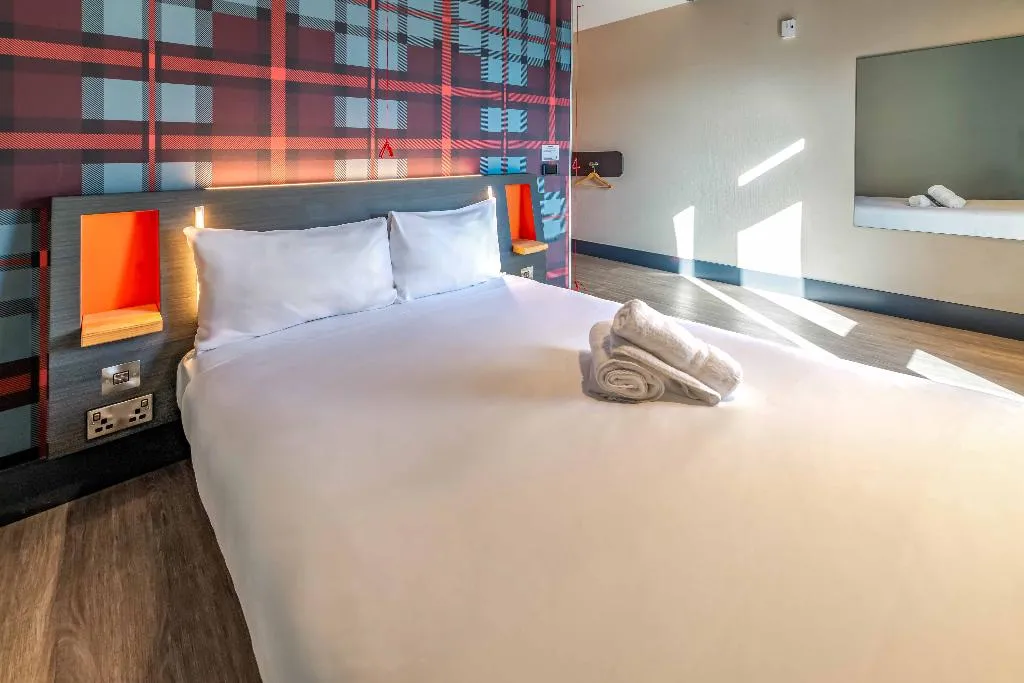 DOUBLE Accessible Room, easyHotel Dublin City Centre, Dublin