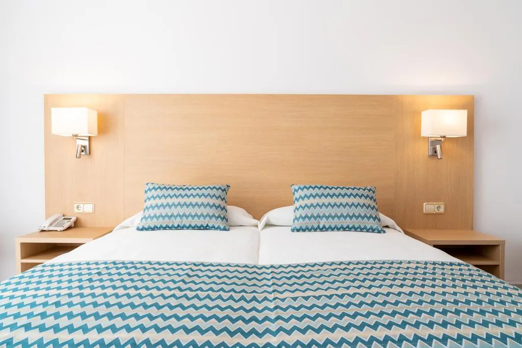 Double or Twin WITH BALCONY Room, Riutort, Majorca