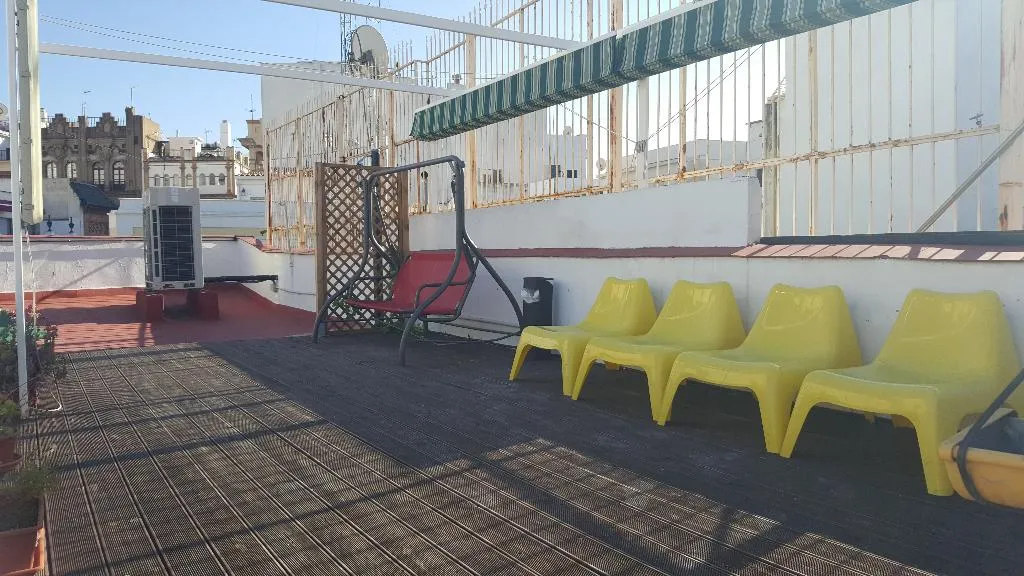 FAMILY ROOM CAPACITY 6 Room, Nuevo Pino, Seville