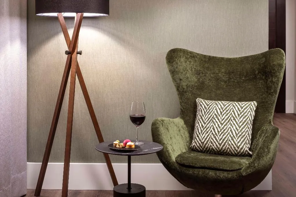SUITE STANDARD Room, NH Collection Barcelona Gran Hotel Calderón, Barcelona
