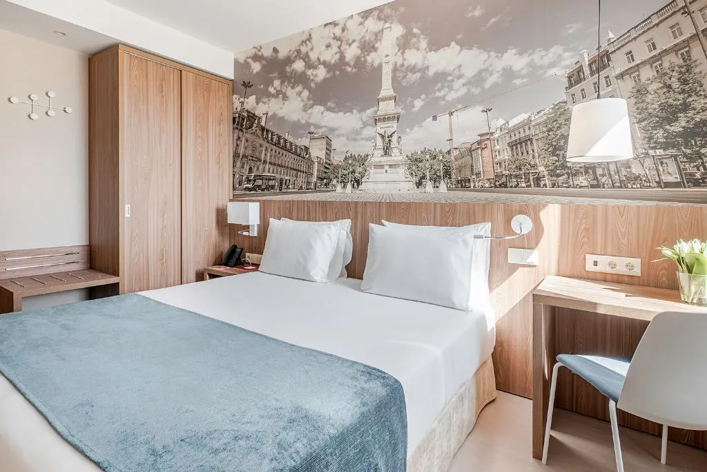 Room, Dorma Saldanha, Lisbon
