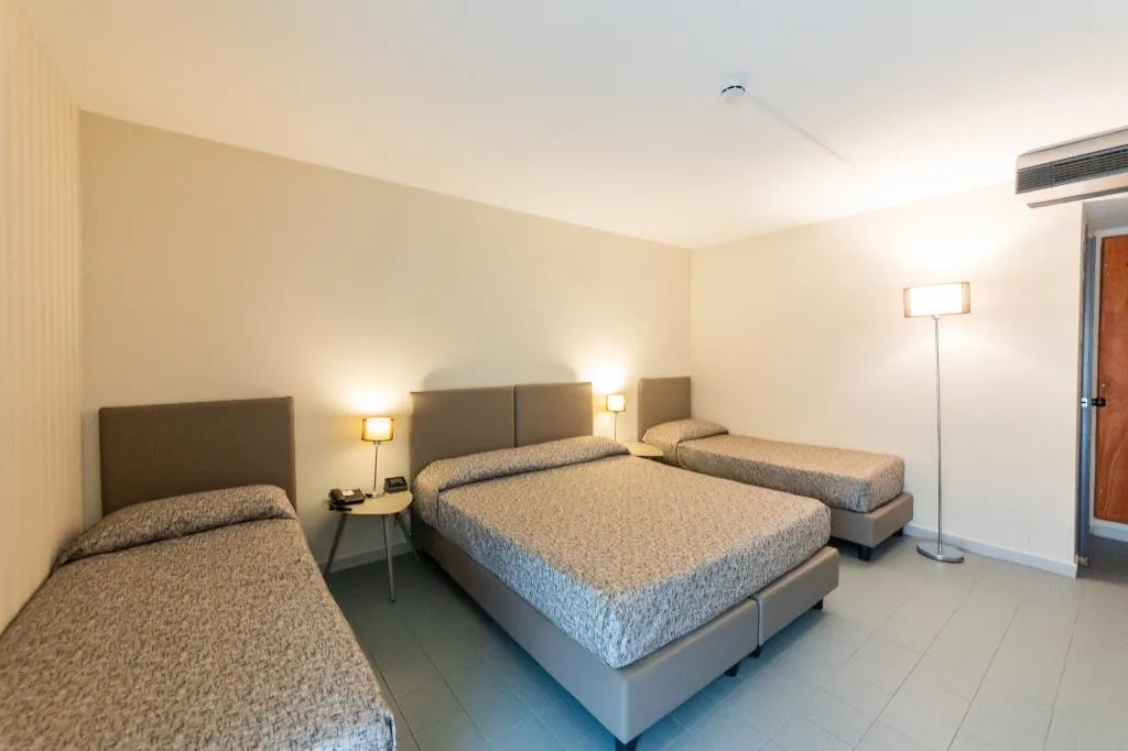 QUADRUPLE STANDARD Room, Athenaeum Palermo, Palermo