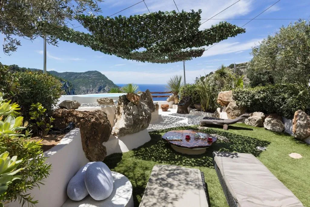SUITE SEA VIEW KING BED Room, Hacienda Na Xamena, Ibiza