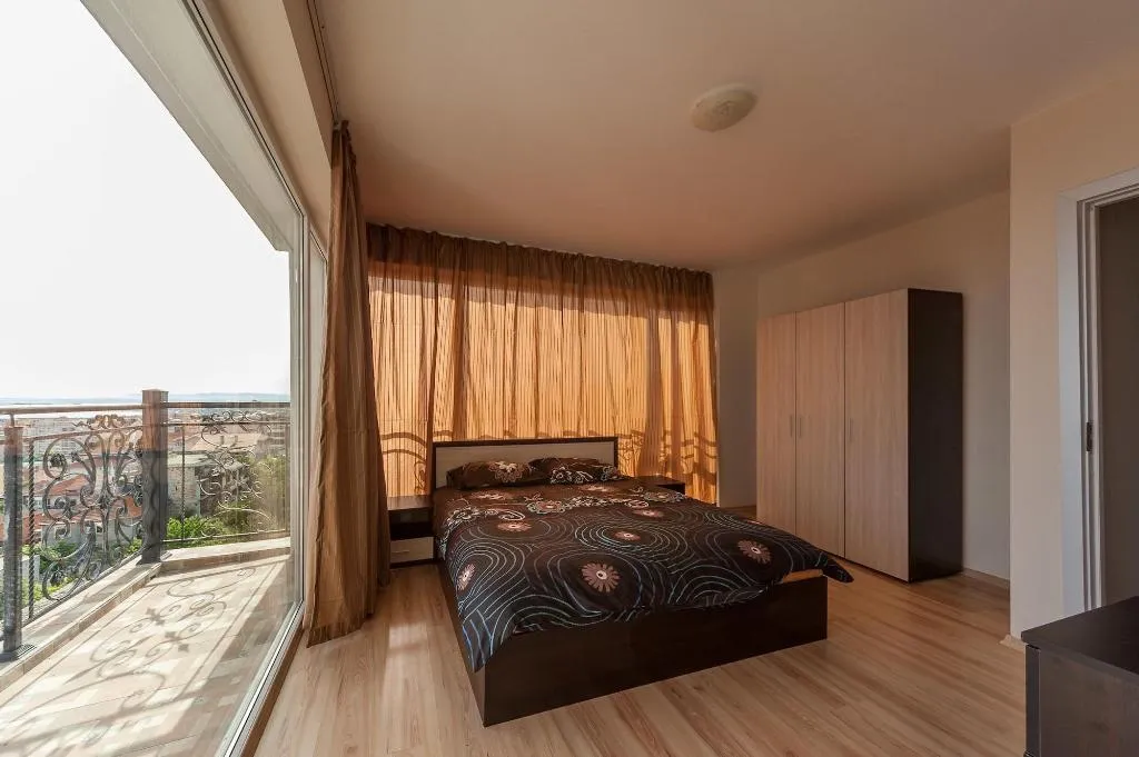 Room, Roel Residence Apartments, Bourgas