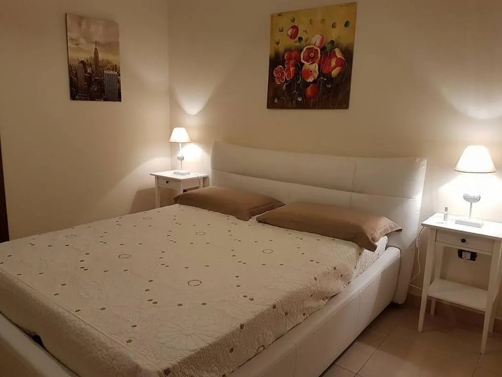 Room, B&B Atrium, Naples