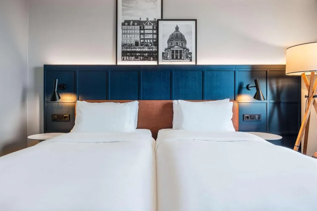 DOUBLE LAKE VIEW Room, Radisson Blu Scandinavia Copenhagen, Copenhagen
