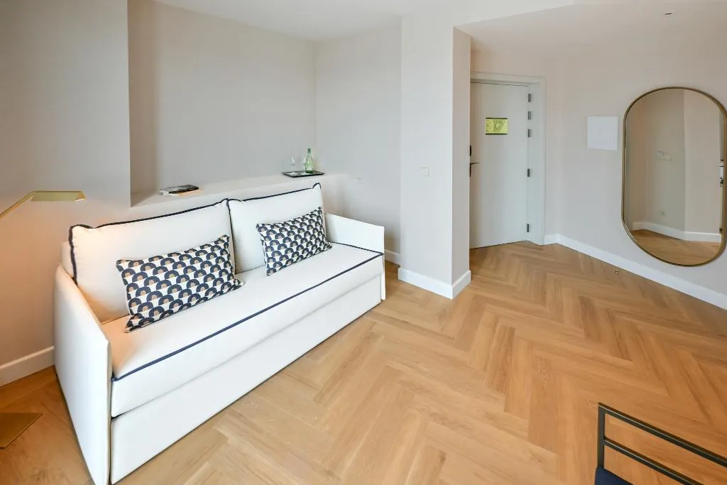 JUNIOR SUITE STANDARD Room, Sercotel Sevilla Don Luciano, Seville