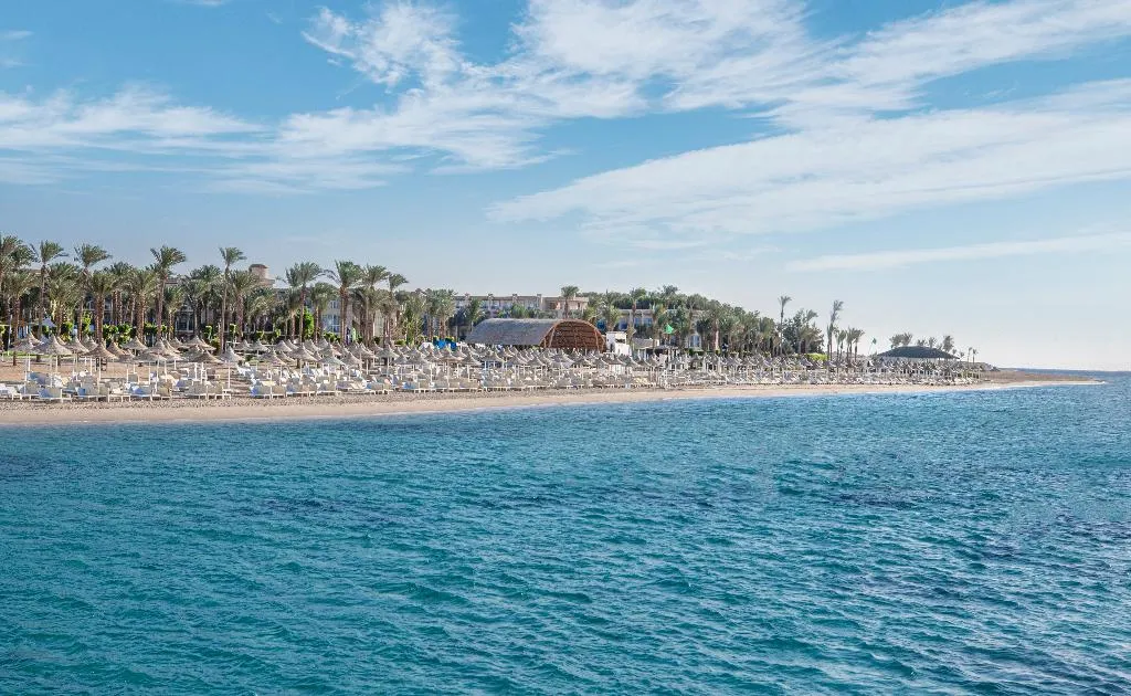 Beach, Pyramisa Beach Resort Sahl Hasheesh, Red Sea Riviera