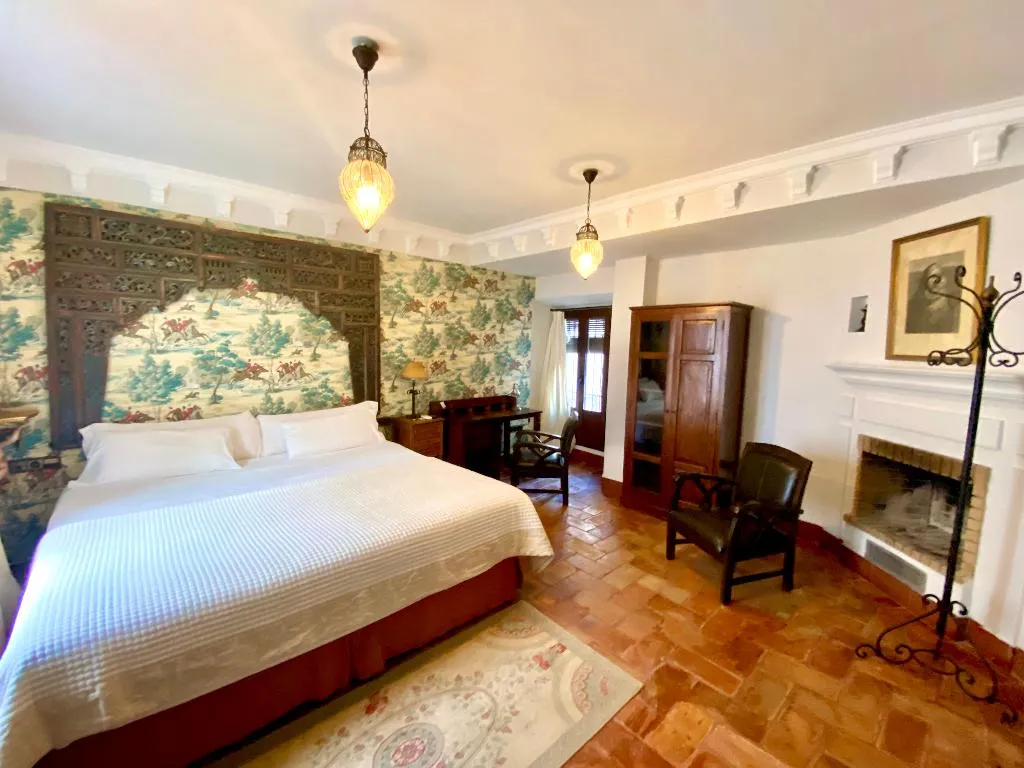SUITE STANDARD Room, El Rincon de las Descalzas, Seville