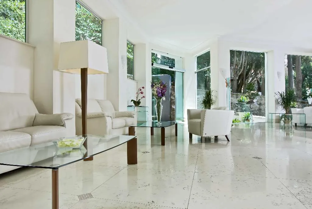 Lobby, La Floridiana, Naples