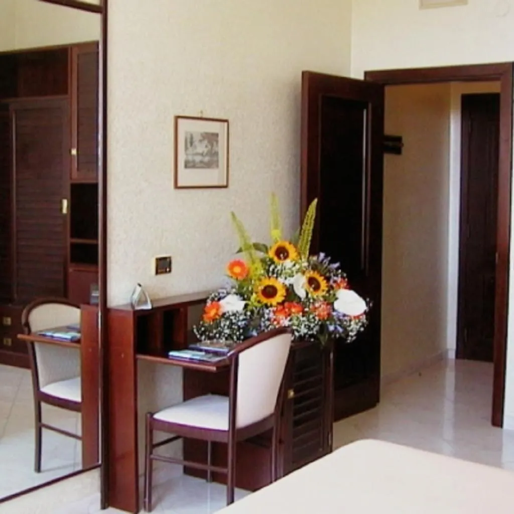 DOUBLE STANDARD Room, La Tripergola, Naples