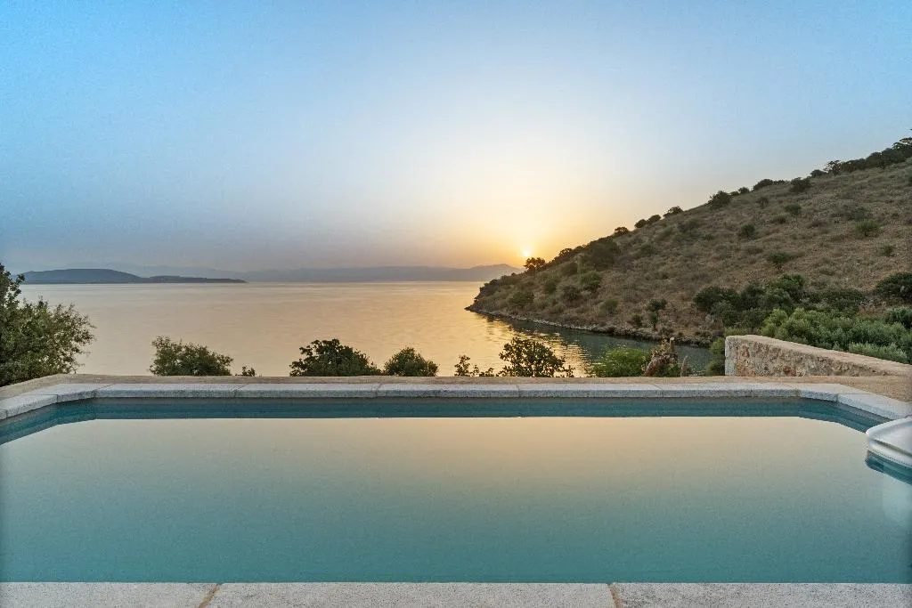 SUITE SUPERIOR SEA VIEW Room, 100 Rizes Seaside Resort, Athens
