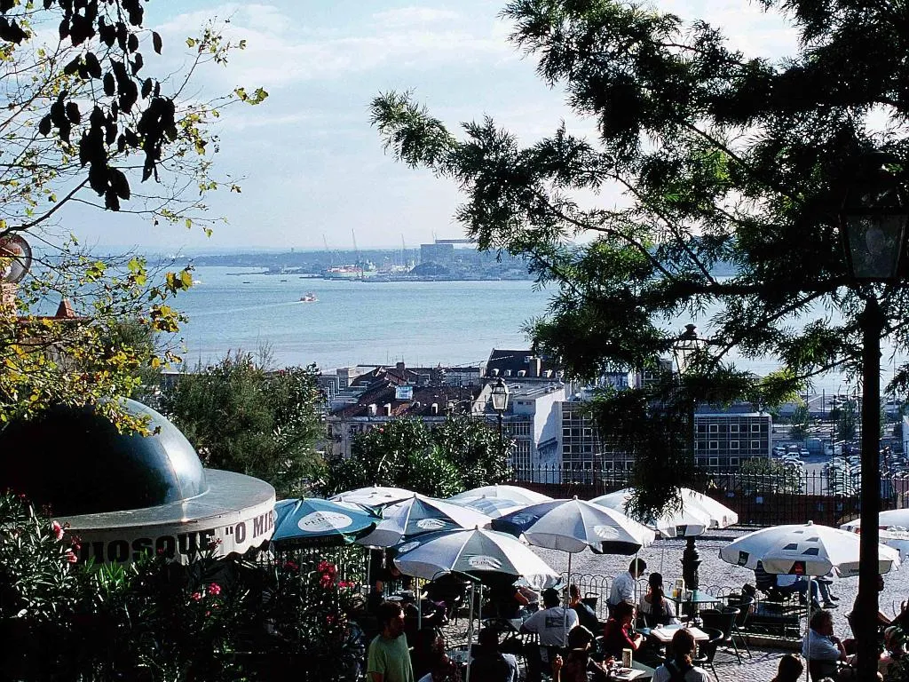 Sports and Entertainment, Mercure Lisboa Hotel, Lisbon