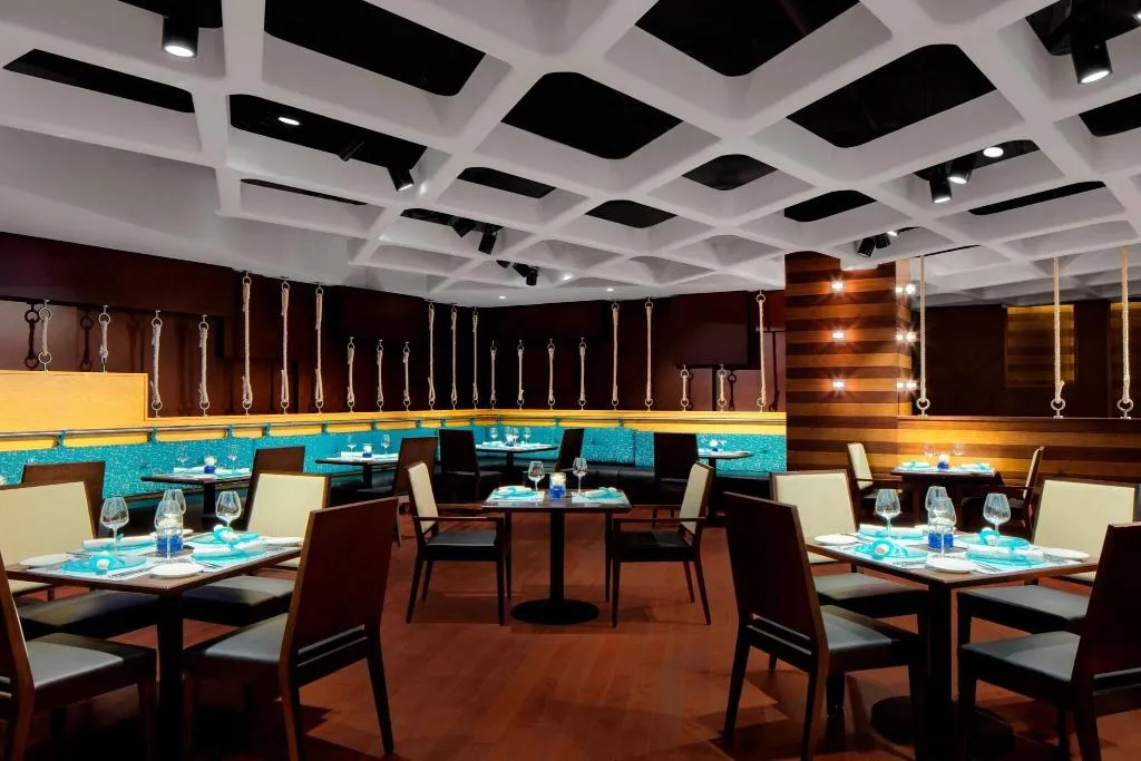 Restaurant, Sheraton Sharjah Beach Resort & Spa, Dubai