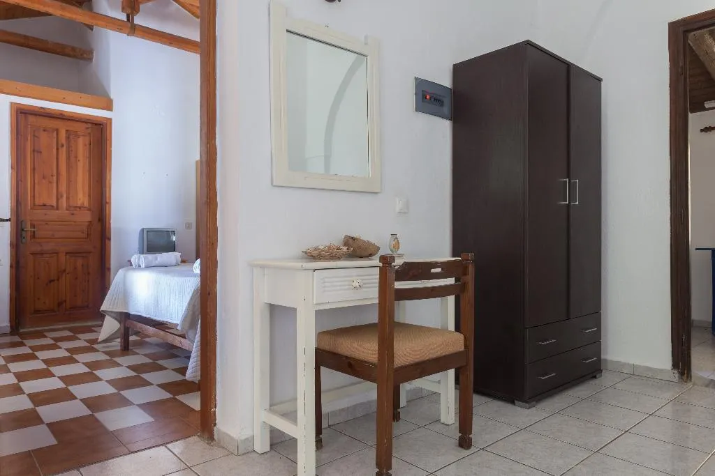 Room, Korfiatis Apartments, Zante