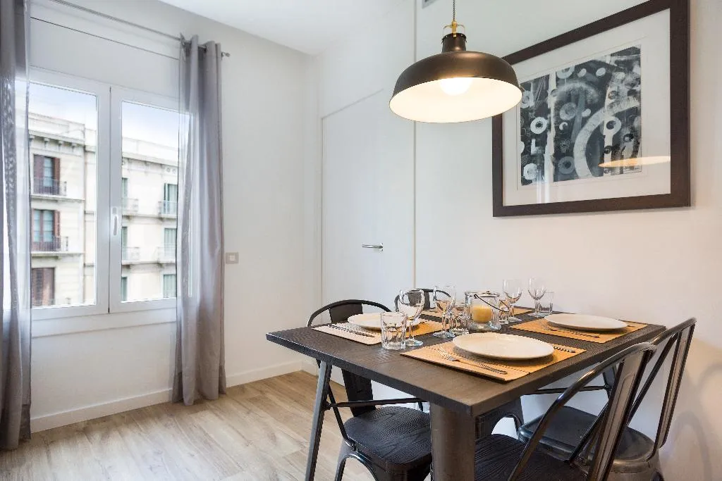 APARTMENT CAPACITY 4 Room, Amister Apartments, Barcelona