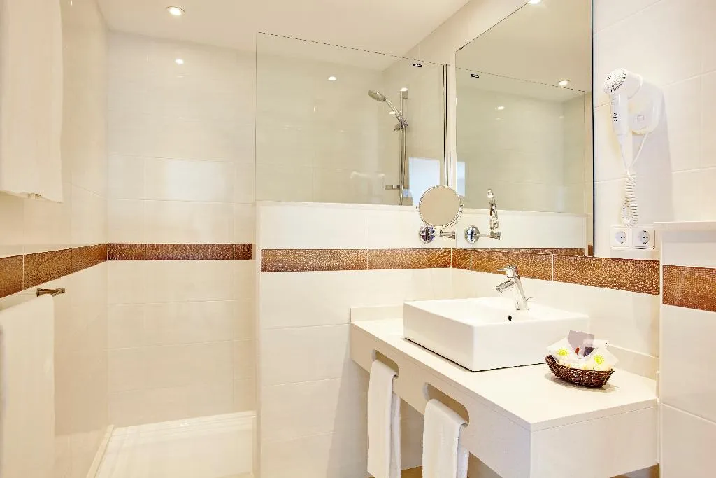 Double or Twin STANDARD Room, Universal Hotel Marques, Majorca
